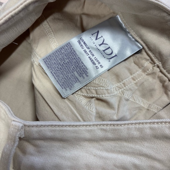 NYDJ Briella Womens 8 Short Roll Cuff 11 Feather Lift Tuck Denim Jean Casual - Picture 4 of 10